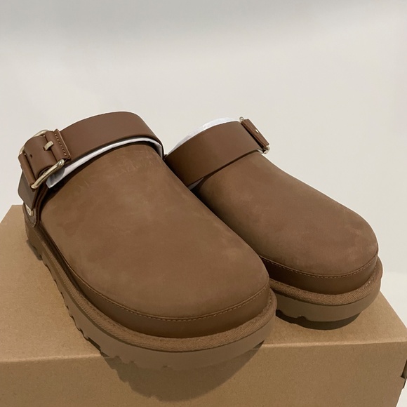 Womens UGG Goldenstar Villa Clog in Chestnut Suede, 1169590 - Picture 7 of 8